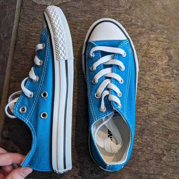 Blue Danube Low Top Kids Converse Youth size 1 - Picture 8 of 11